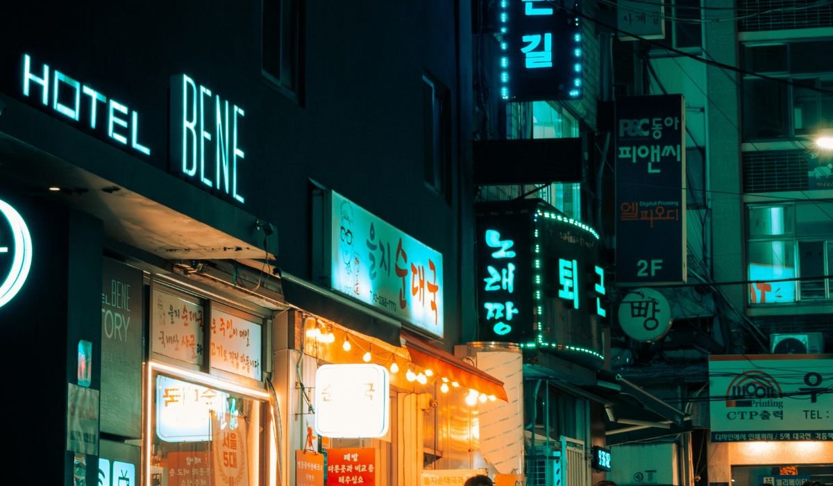 Ảnh chụp các khách sạn đang kích cầu để duy trì vị trí khách sạn giá tốt.